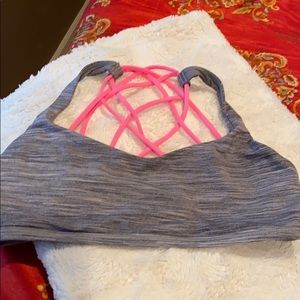 Lulu lemon sports bra